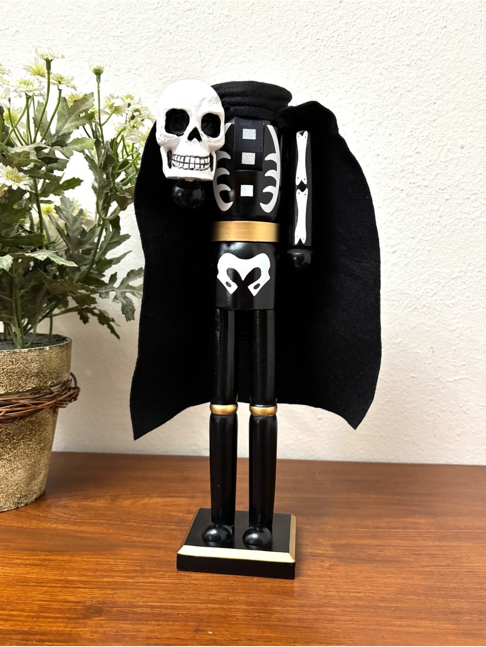 HALLOWEEN NUTCRACKER HEADLESS SKELETON 12" BLACK WOOD GOTHIC TABLETOP DECOR NEW